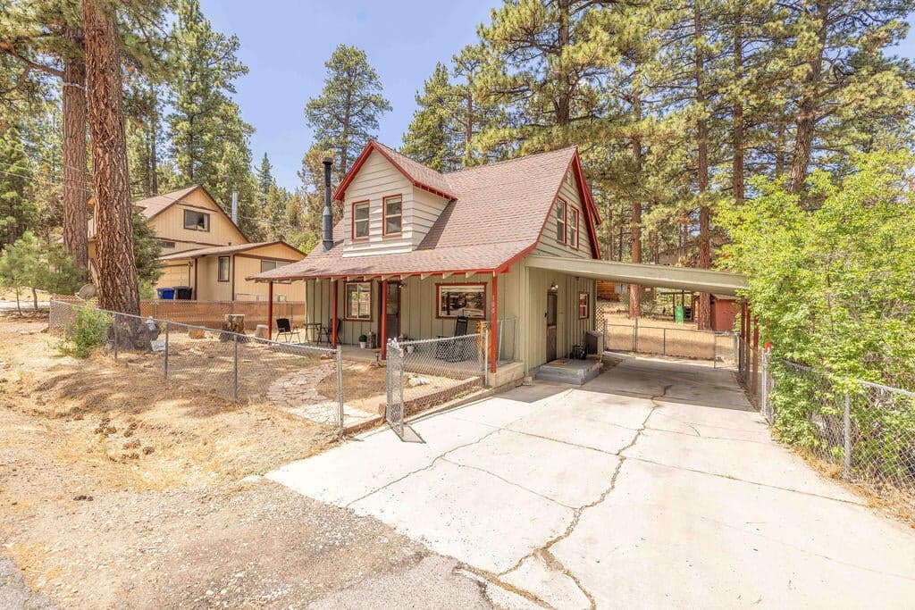 Exterior1-