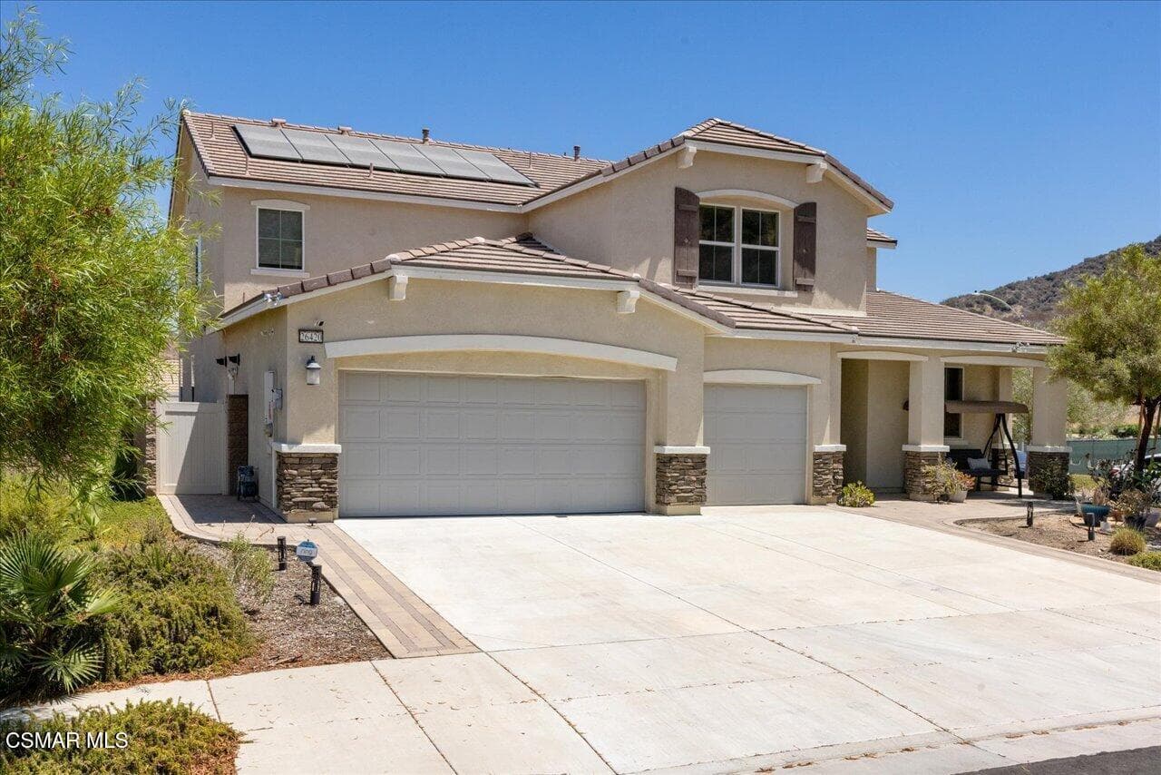 02-26420-Plumcot-Drive-Corona-Remain-Str